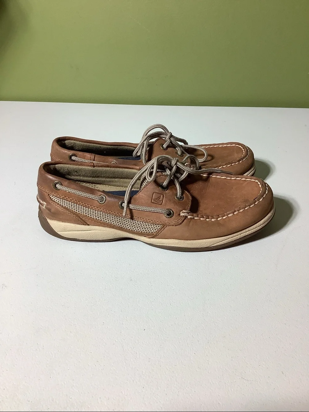 Sperry topsider tan leather boat shoes, size 7.5